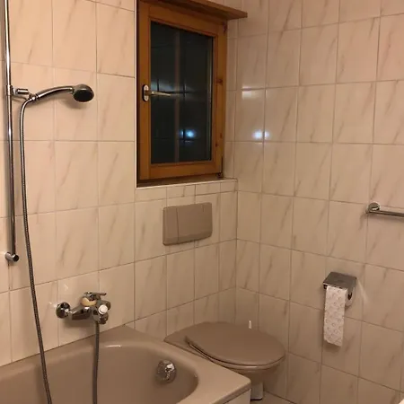 Halten - Hofmann Appartement-fewo- Bad- Wc- 2 Schlafraeume 4-bettwohnung By Interhome